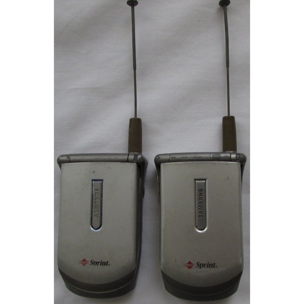 Vintage Sprint flip phones set of 2 silver used Samsung cell phone